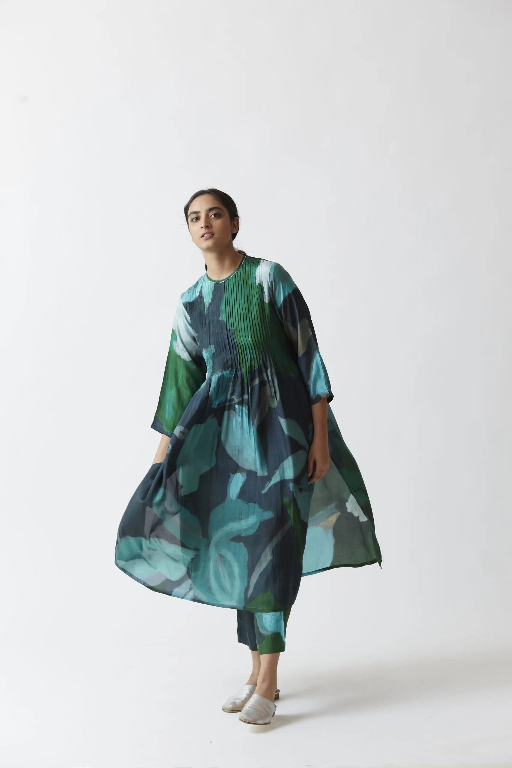EMERALD SILK KURTA SET - Yam India