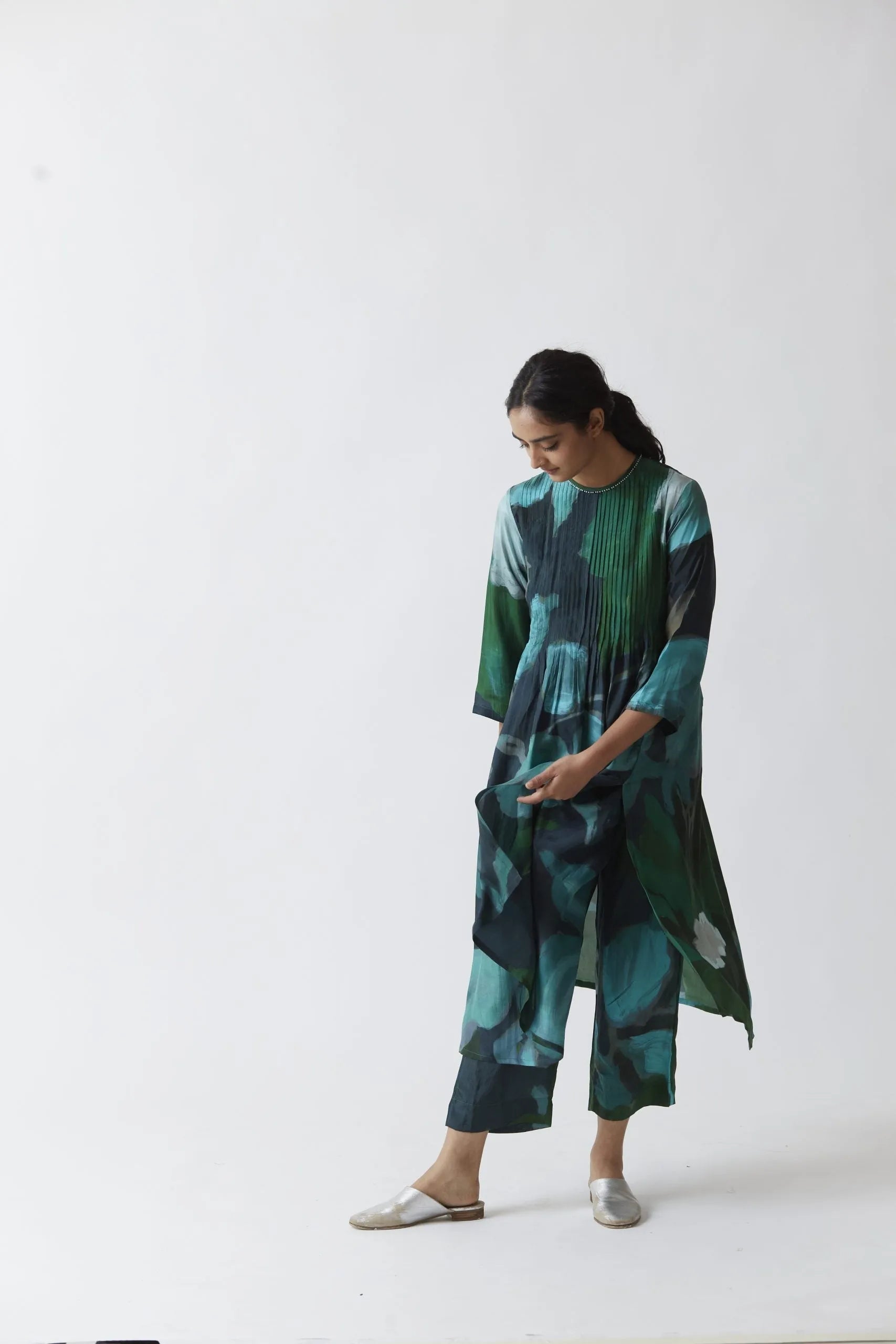 EMERALD SILK KURTA SET - Yam India