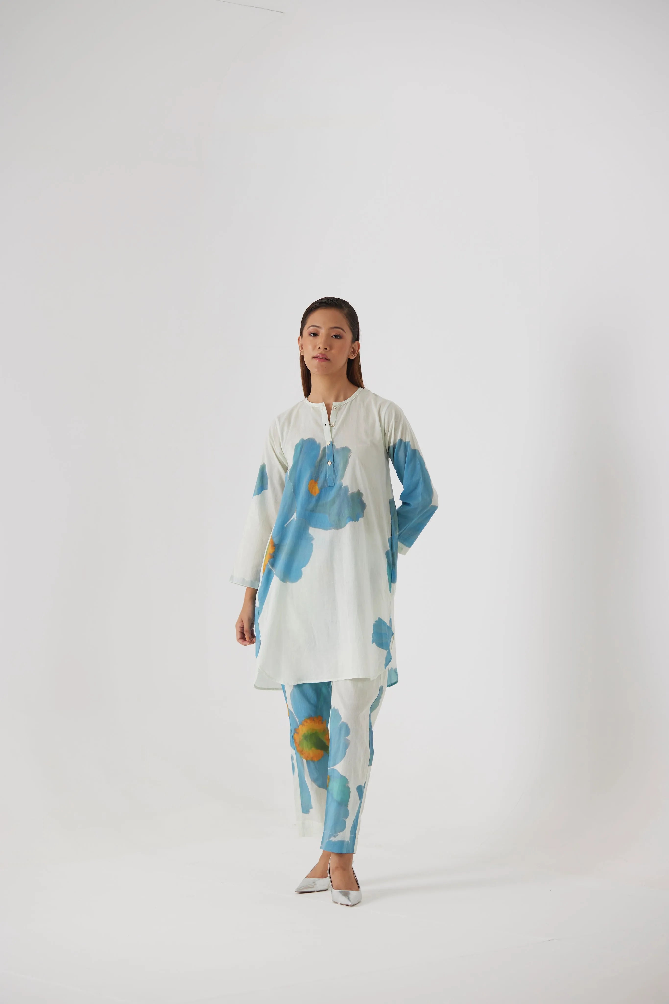 BLUE POPPIES SHORT KURTA SET - Yam India