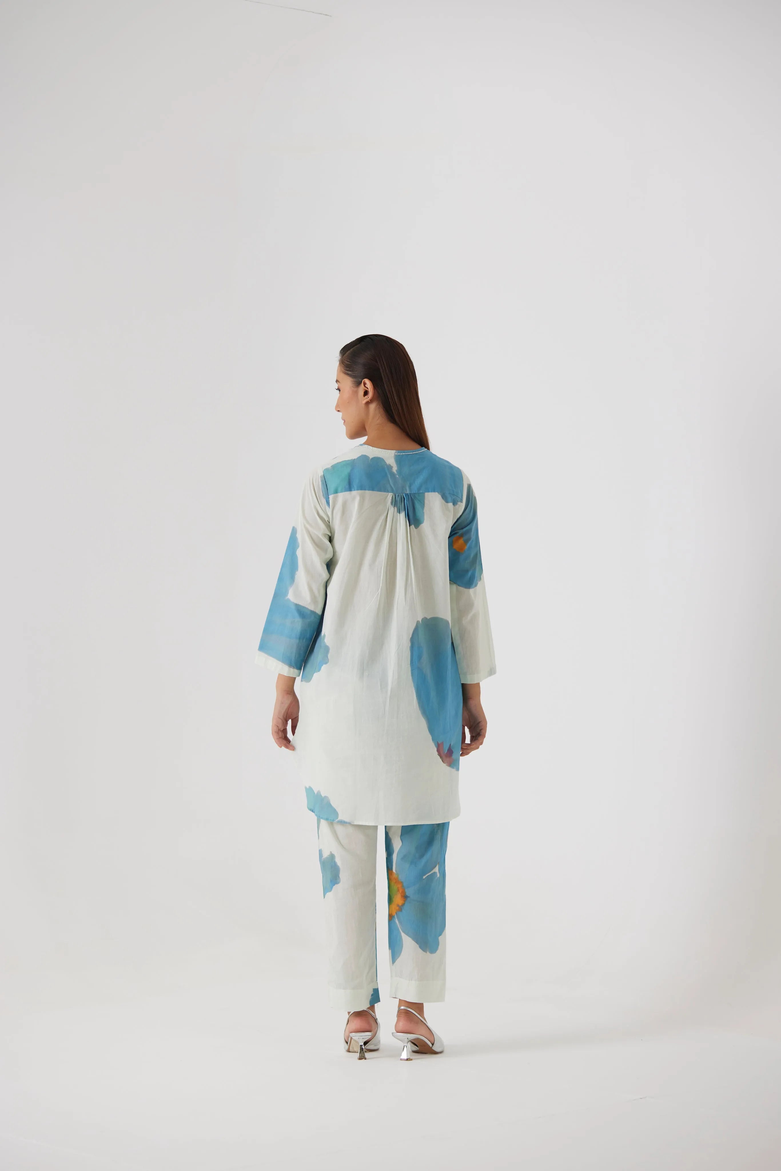 BLUE POPPIES SHORT KURTA SET - Yam India