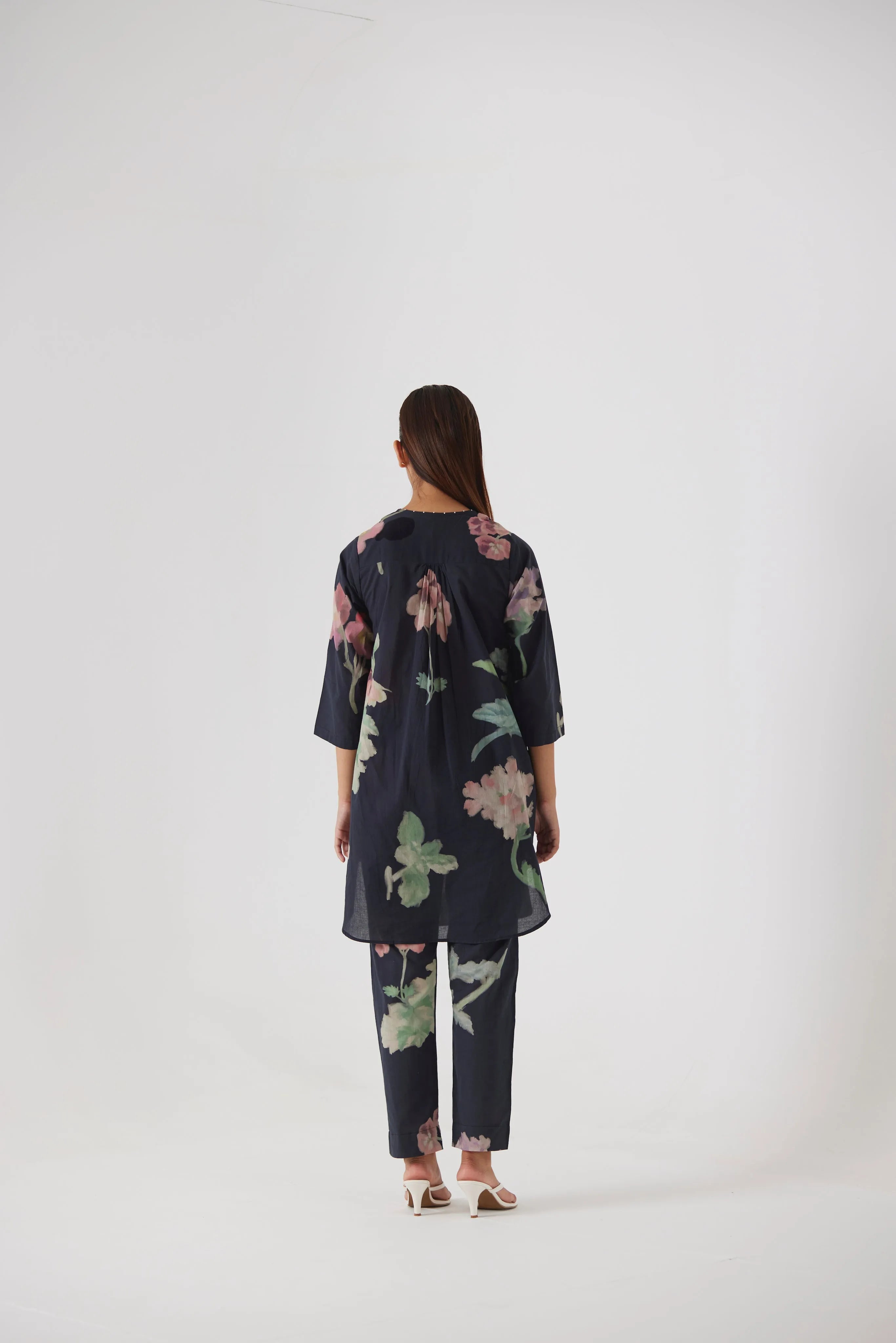 JULIET BLACK KURTA SET - Yam India