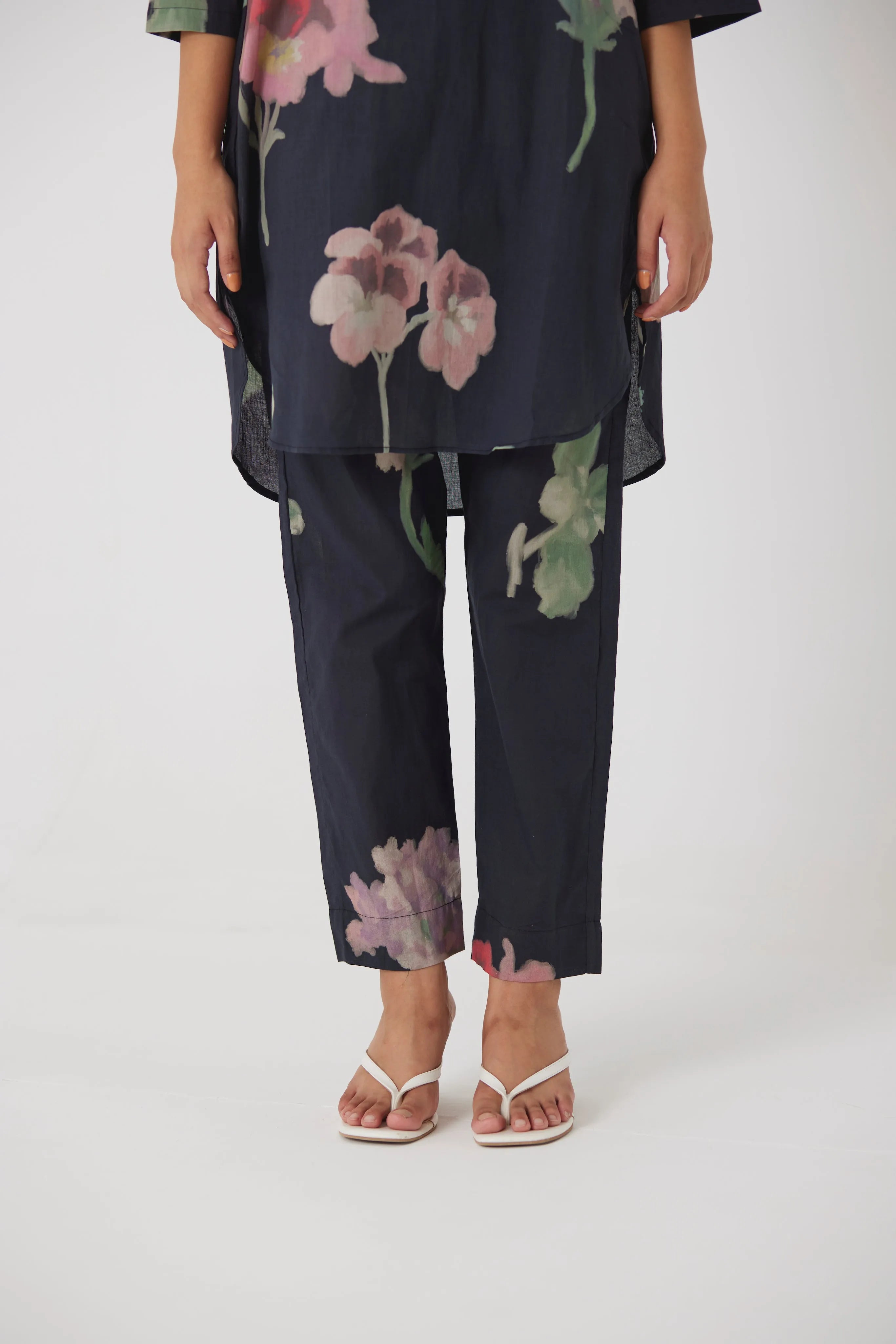JULIET BLACK KURTA SET - Yam India