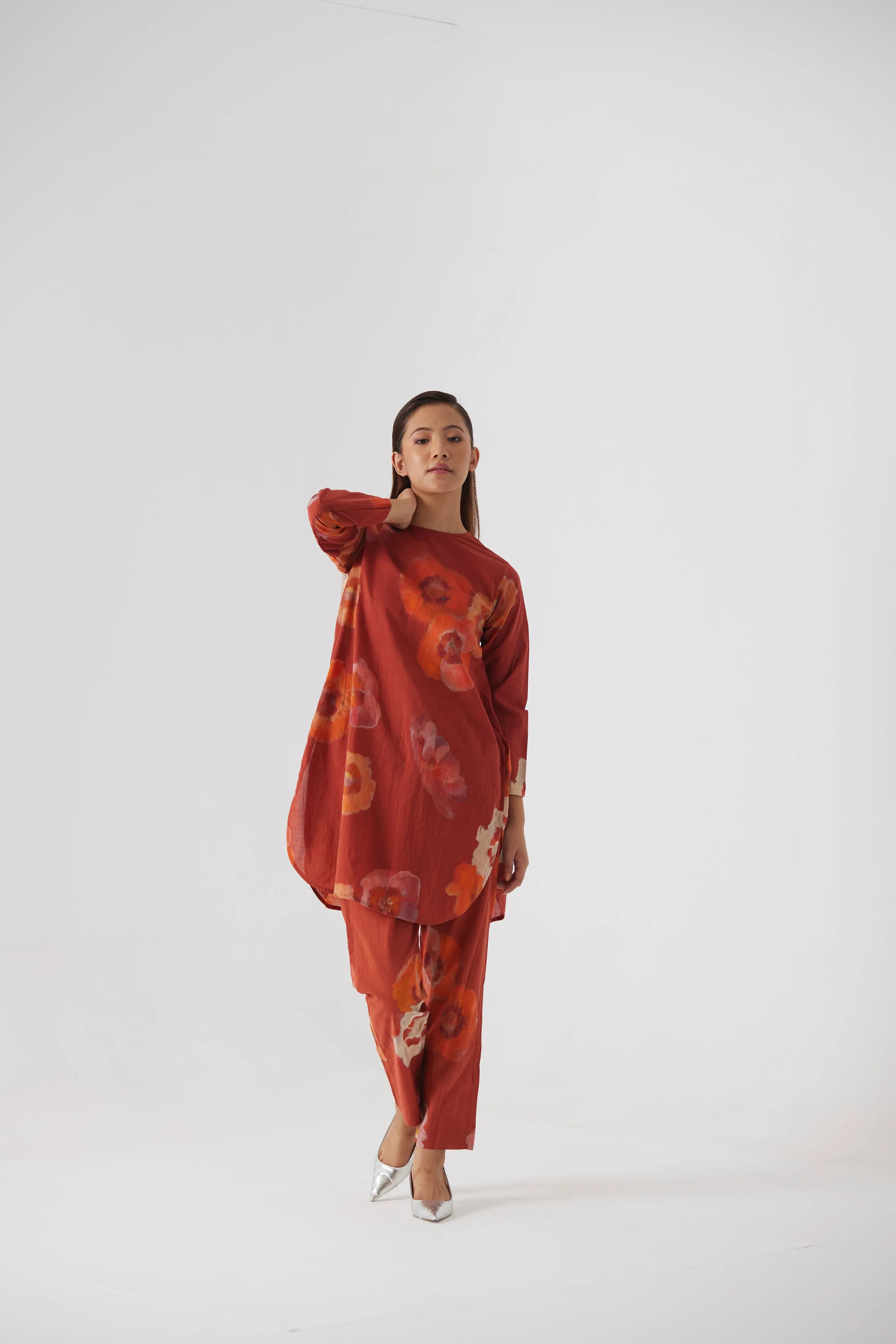 GARDENIA RED SHORT KURTA SET - Yam India