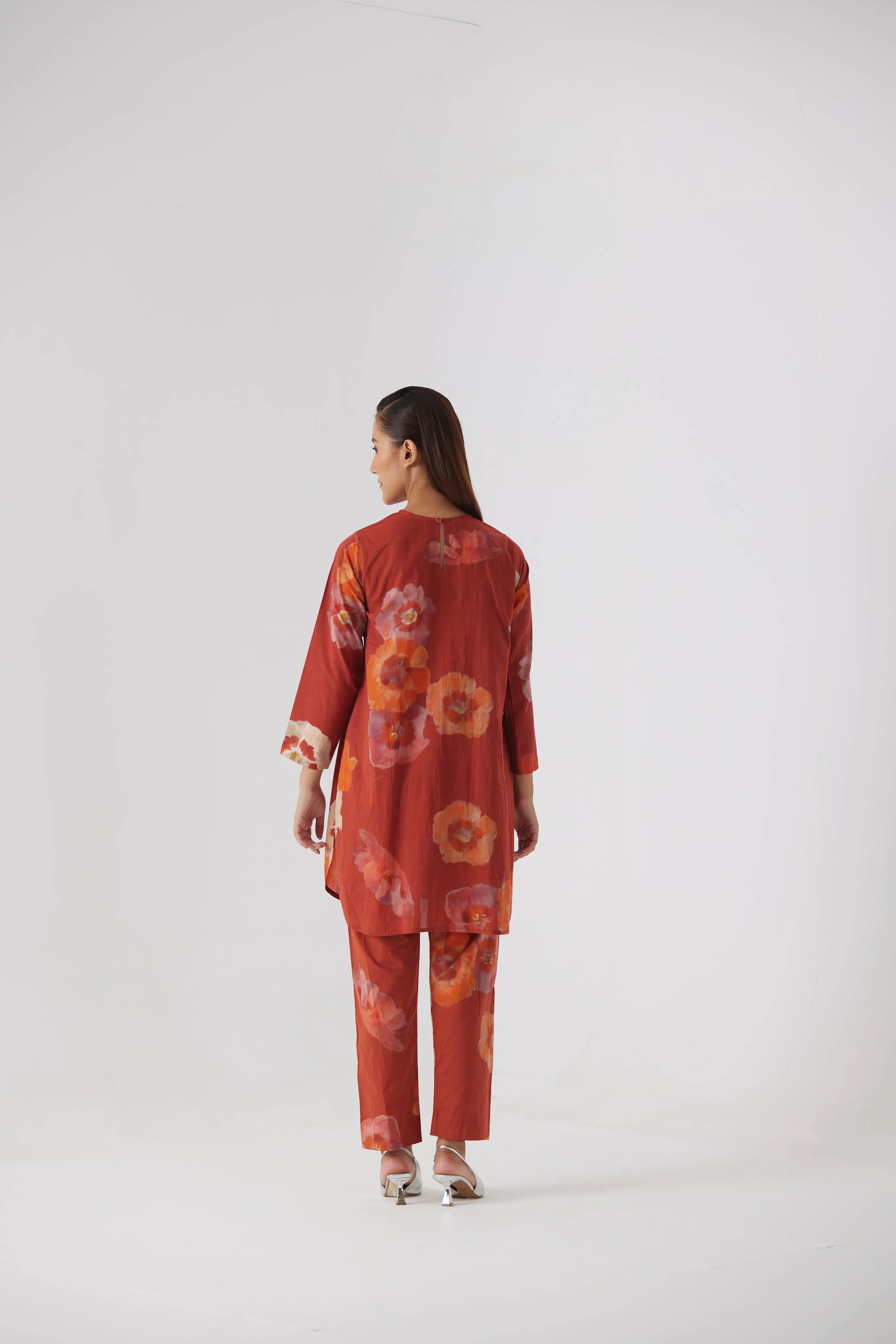 GARDENIA RED SHORT KURTA SET - Yam India