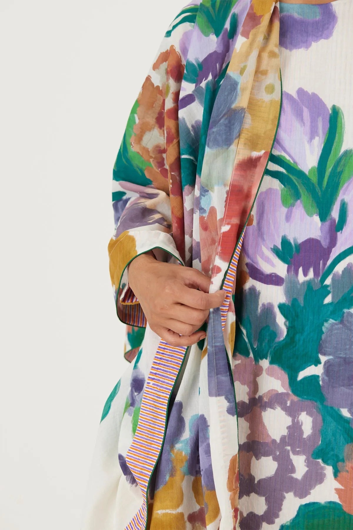 FARAH WHITE DUPATTA - Yam India