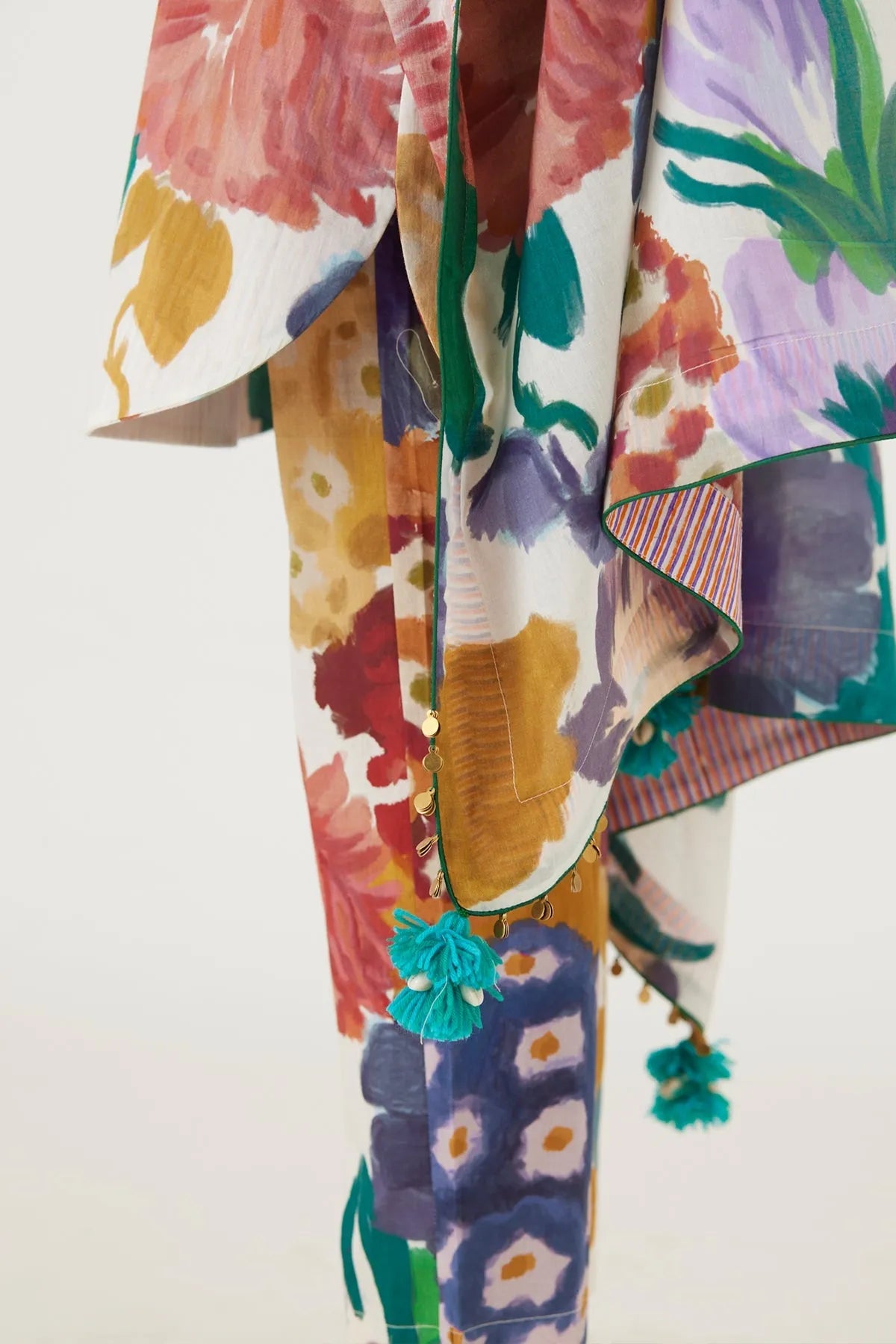 FARAH WHITE DUPATTA - Yam India