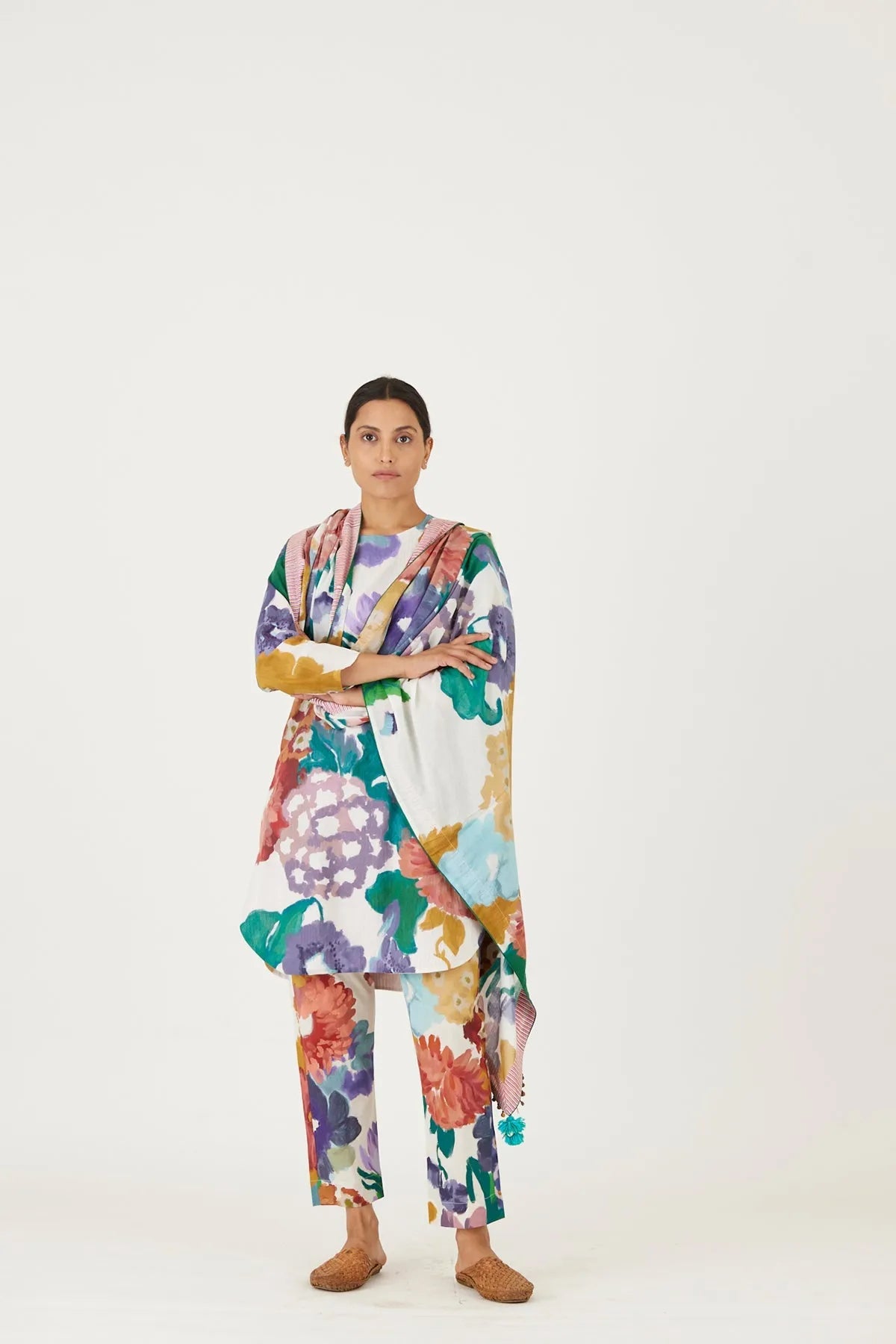 FARAH WHITE DUPATTA - Yam India