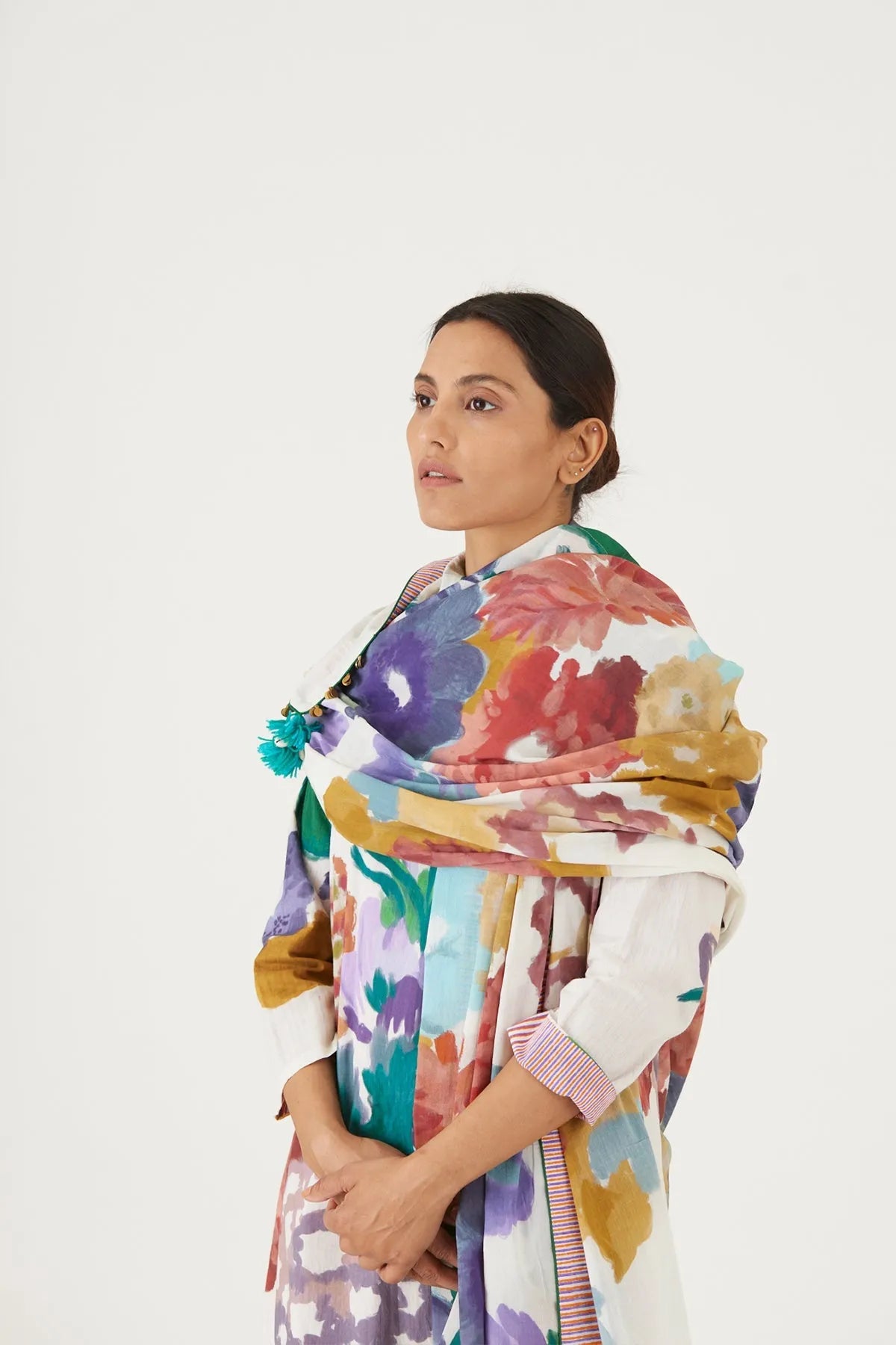 FARAH WHITE DUPATTA - Yam India