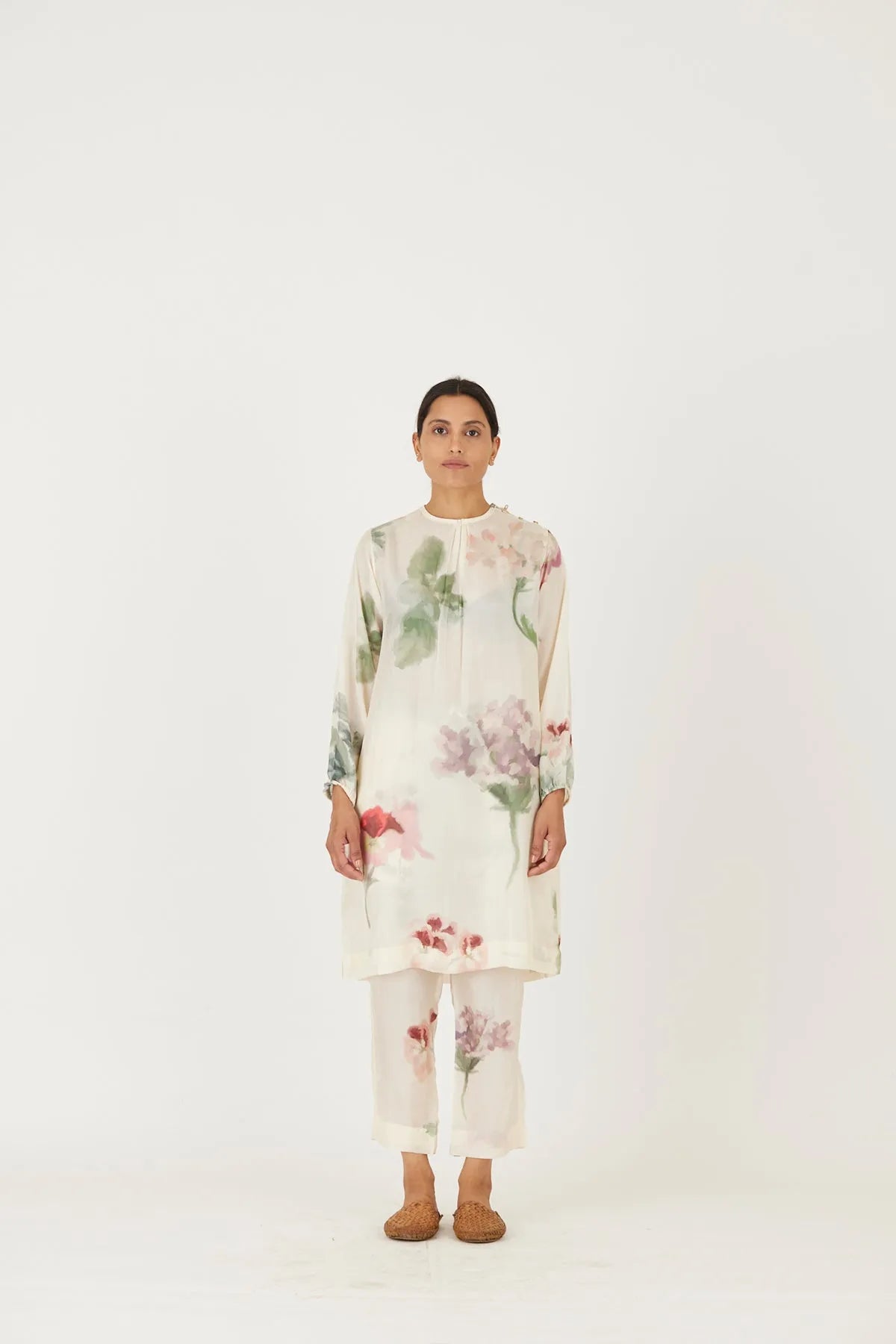 JULIET WHITE SILK KURTA SET - Yam India