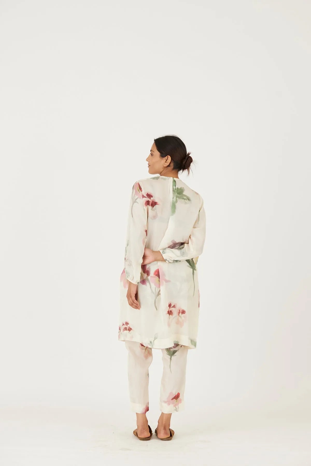 JULIET WHITE SILK KURTA SET - Yam India
